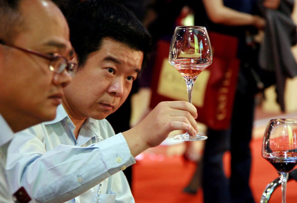 China importa el 30% del vino y su consumo aumentará 6,4% en 2025|El magazine de vinos, gastronomía y lifestyle para las mentes inquietas