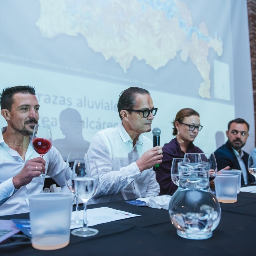 Mejor sommelier Argentina 2022 Andrea Donadio|El magazine de vinos, gastronomía y lifestyle para las mentes inquietas
