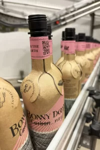 ¿Están los bebedores de vino preparados para el papel, el aluminio y otros envases alternativos?