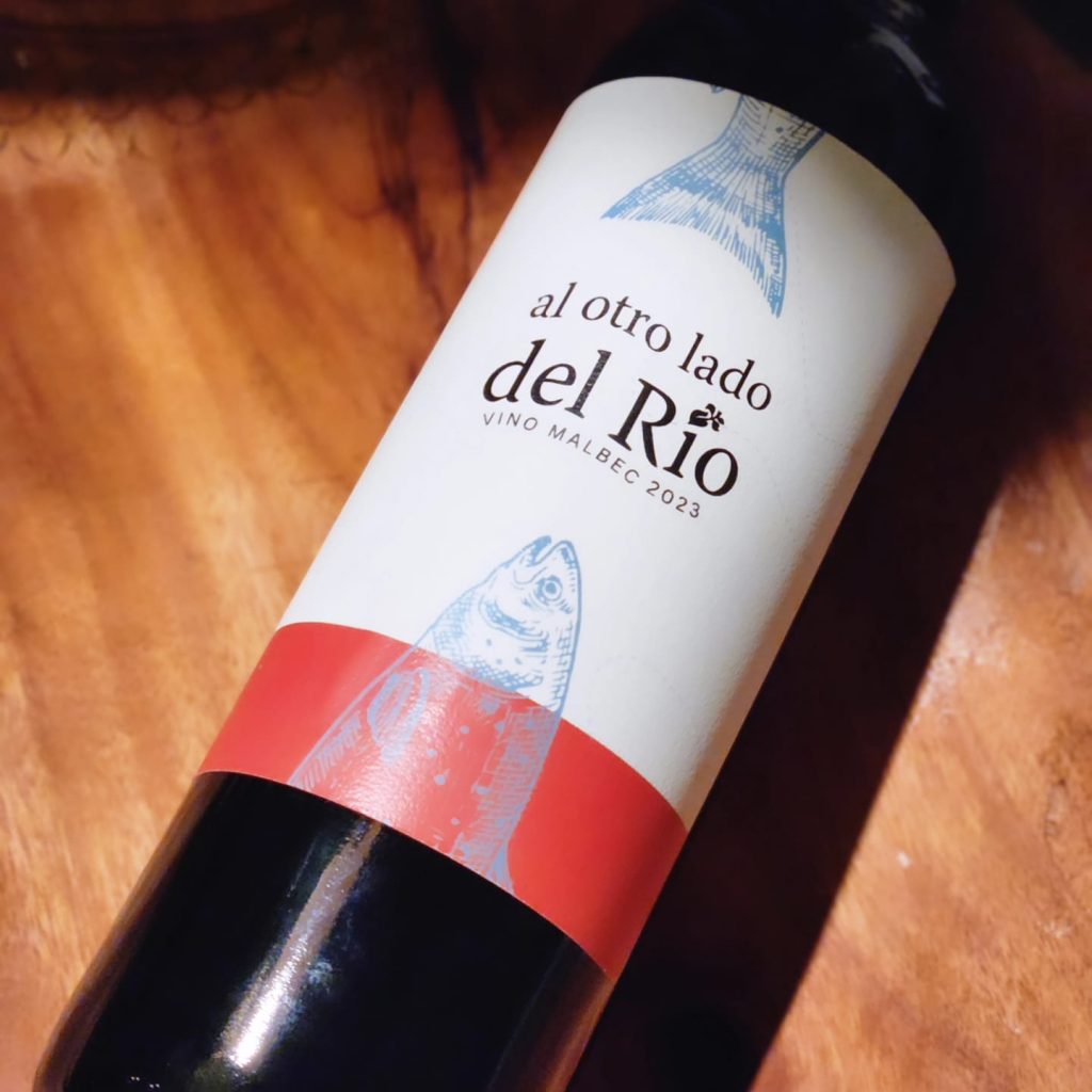 Al Otro Lado del Río Malbec 2023: La Esencia de Luján de Cuyo en su Tercera Añada | El magazine de vinos, gastronomía y lifestyle para las mentes inquietas