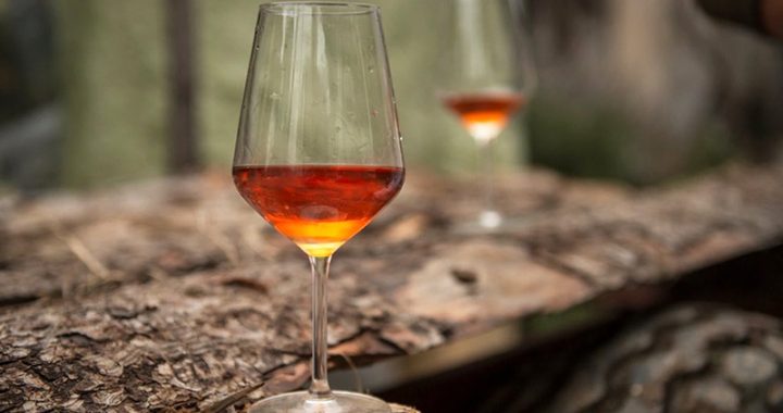 Vino naranjo: el blanco que se cree tinto