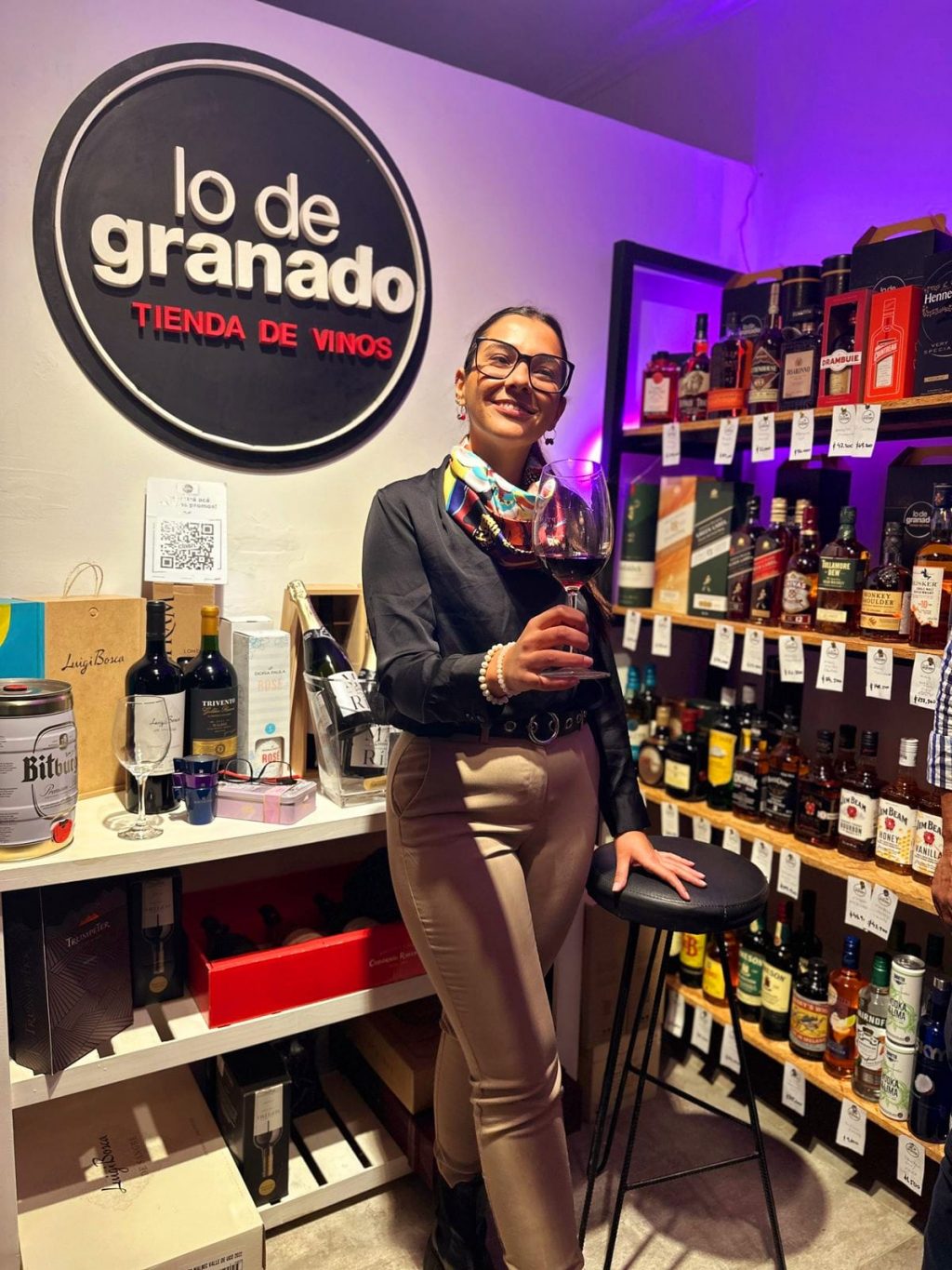 Una noche con Apuntes: María Belén Rodríguez visitó Lo de Granado | El magazine de vinos, gastronomía y lifestyle para las mentes inquietas