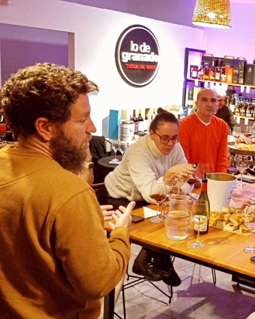 Juan Pablo Michelini en Lo de Granado: una masterclass con el vino como protagonista Juan Pablo Michelini en Lo de Granado: una masterclass con el vino como protagonista | El magazine de vinos, gastronomía y lifestyle para las mentes inquietas