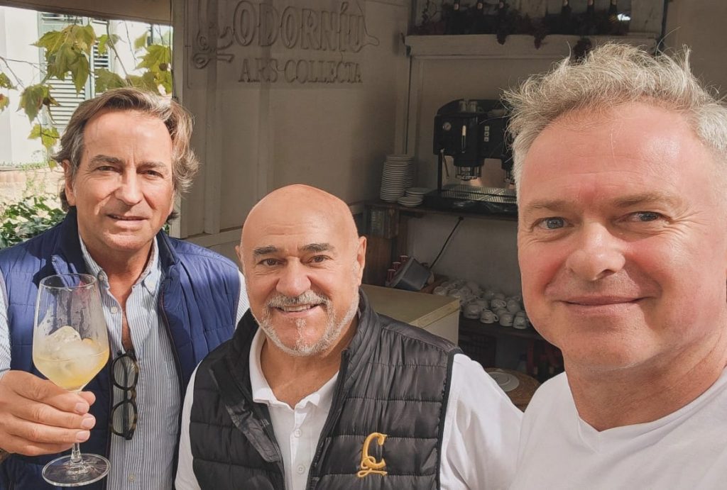 El enólogo de Codorníu es Bruno Colomer, quien es el director técnico y ocupa el puesto desde 2008. Fue elegido mejor enólogo de espumosos en los Premios Bacchus 2021. Colomer supervisa toda la producción de la bodega y trabaja en el centro de innovación de la compañía. 