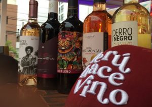 Tim Atkin vuelve a Latinoamérica y pone foco en el vino Peruano